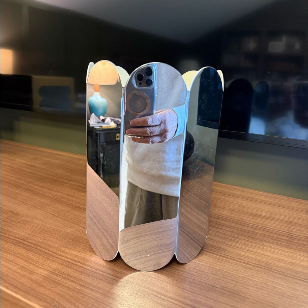 Hay ARCS Vase Modern, Silver Mirror Finish
